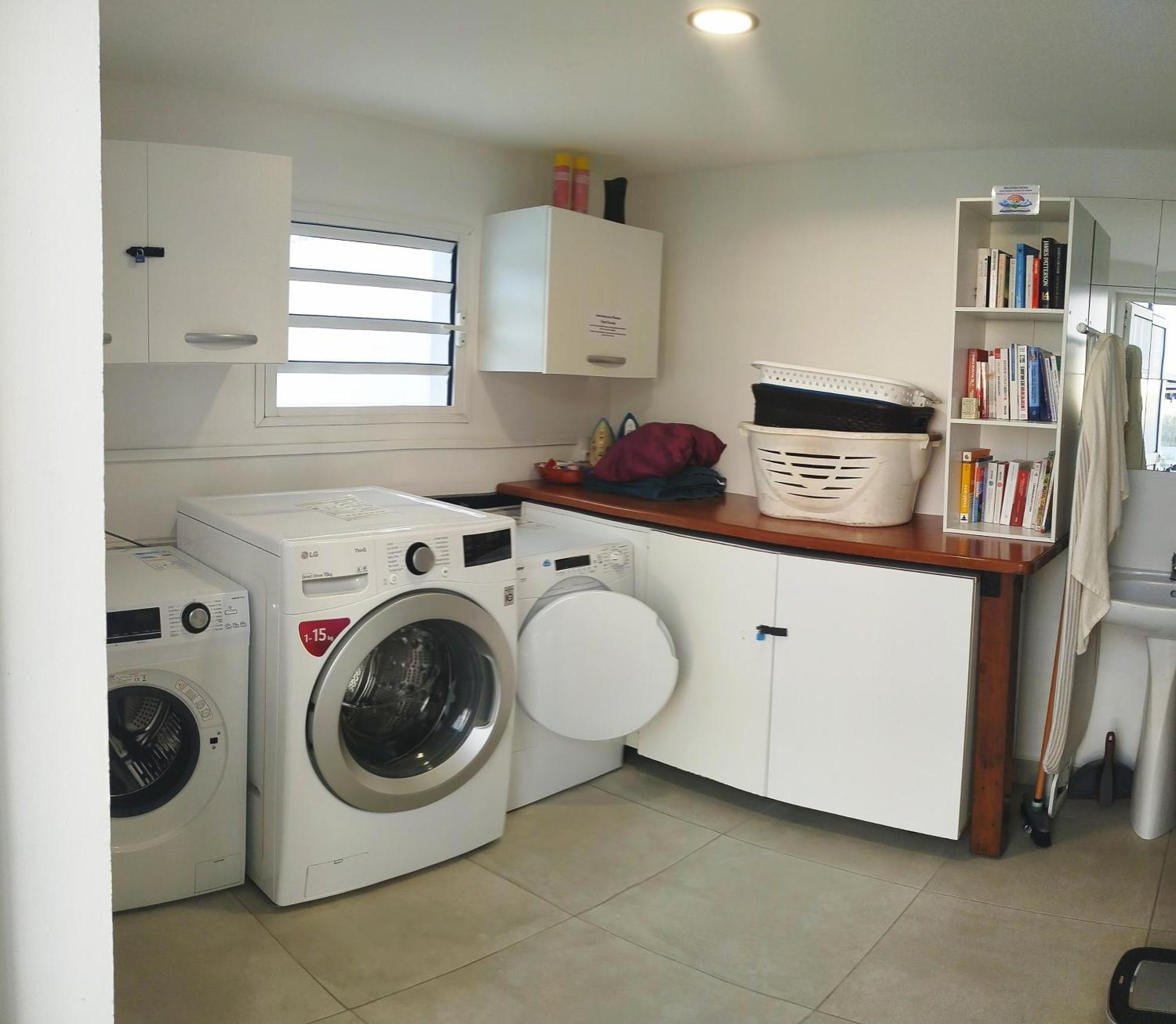 Studio dans petit complexe tranquille Petite Île Extérieur photo